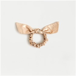 Bow scrunchie in gold Item AJ819