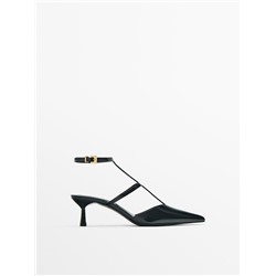 Zapato destalonado tacón