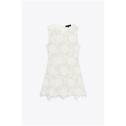 FLORAL CROCHET DRESS