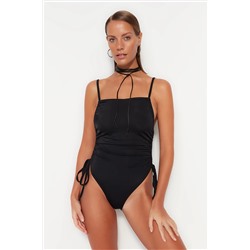 TRENDYOLMİLLA Siyah Kare Yaka Büzgülü Normal Paça Mayo TBESS23MA00254