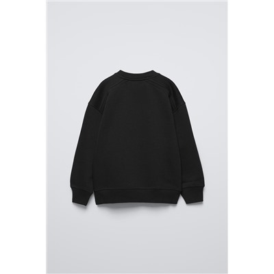 PLAIN HOODIE WITH EMBROIDERED DETAIL