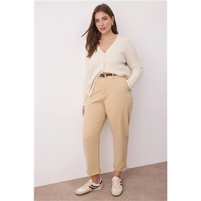 Bej Yüksek Bel Kemerli Mom Fit Denim Büyük Beden Jeans TBBAW26CJ00026