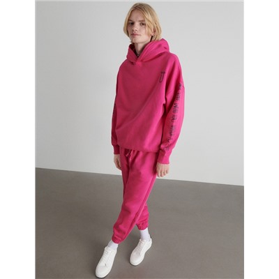 Hoodie in kräftigem Farbton