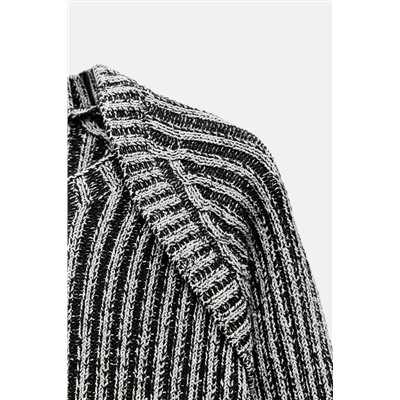 RIBBED KNIT CROPPED SWEATER