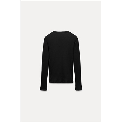 T-SHIRT WITH RIBBED POCKET