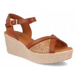 5509 - DIGO DIGO
                SANDALIAS DE CUÑA
