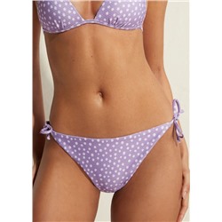Brazilian-Bikinihose mit schmalen Bändchen Cipro