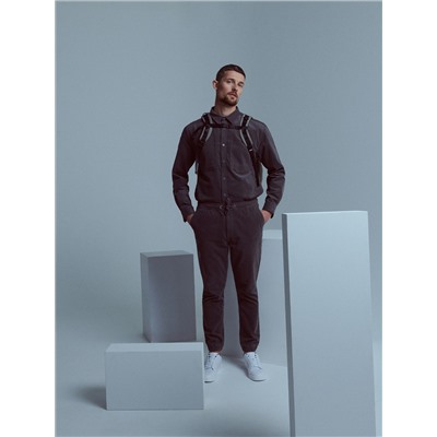 Jogger mit Kordel