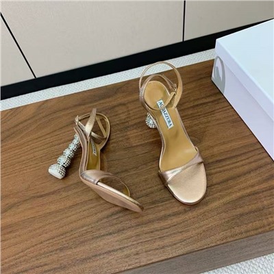 Красивые женские босоножки с акцентным каблуком Aquazzur*a 🌊