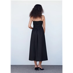 Vestido halter detalles fruncidos