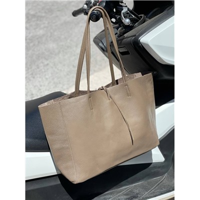 PELLE 21-23 (670)