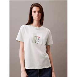 Blurred Flower Graphic Classic T-Shirt