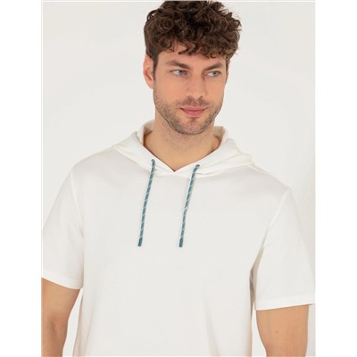 Ekru Regular Fit Kapüşonlu Tişört