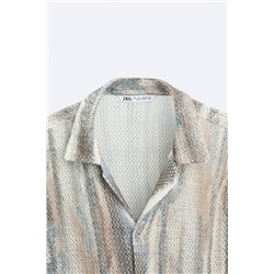 CAMISA CALADA ESTAMPADO ABSTRACTO
