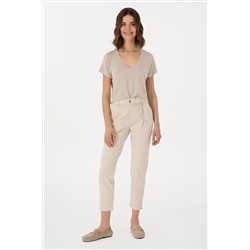 Kadın Ekru Çizgili Keten Karışımlı Carrot Fit Jean Pantolon