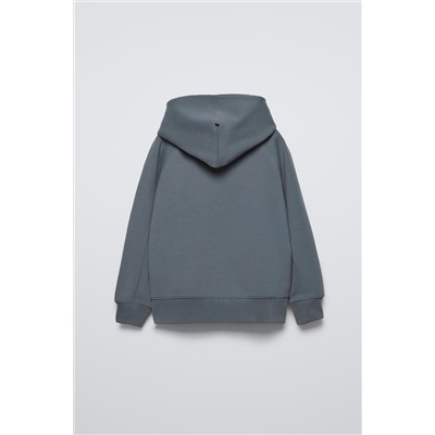 EMBOSSED SPORTY SWEATSHIRT