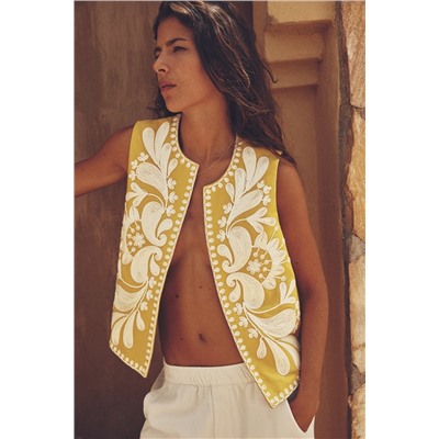 WAISTCOAT WITH CONTRAST EMBROIDERY
