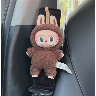 Labubu игрушка на ремень безопасности в машину.