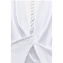 T-SHIRT WITH CUT-OUT BACK