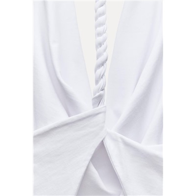 T-SHIRT WITH CUT-OUT BACK