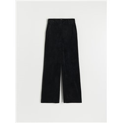 Hose mit weitem Bein