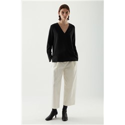 V-NECK CREPE TOP