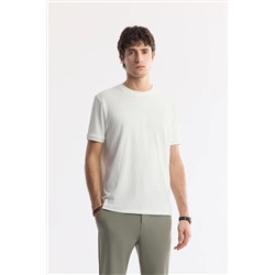 Avva, Erkek Beyaz Bisiklet Yaka Jakarlı Ribana Detaylı T-Shirt A51Y1035