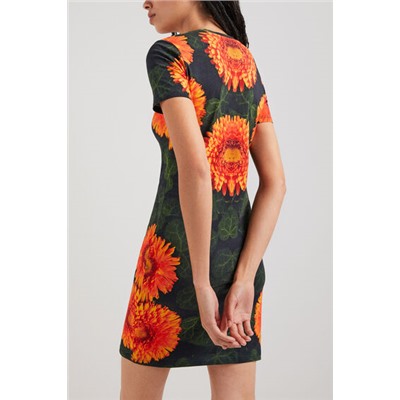 Vestido camiseta floral