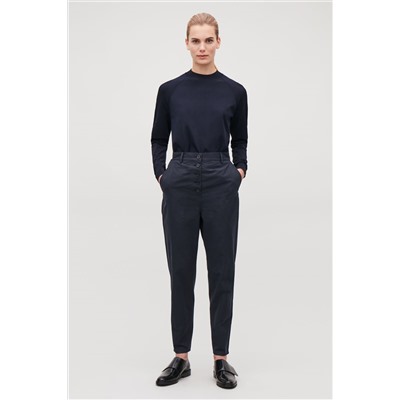 BUTTON-UP COTTON CHINOS