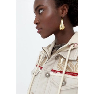 Chaqueta vaquera slim capucha