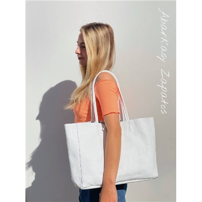 PELLE 21-23 (670)