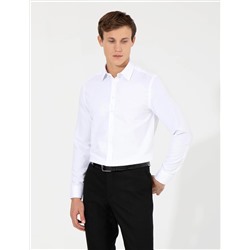 Beyaz Slim Fit Armürlü Gömlek