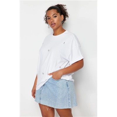 Beyaz Kalp Aksesuar Detaylı Oversize %100 Pamuk Örme T-shirt TBBSS24BF00008