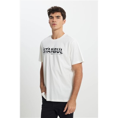 Lee, Regular Fit Normal Kesim Bisiklet Yaka %100 Pamuk Beyaz Tişört
