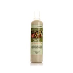 Bynature: SOAPBERRY CONDITIONER relieve itching and remove dandruff — Органический кондиционер для волос с сапиндусом (мыльным орехом) и витамином В5 от зуда и перхоти 300 ml