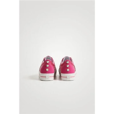Zapatilla con cinta étnica