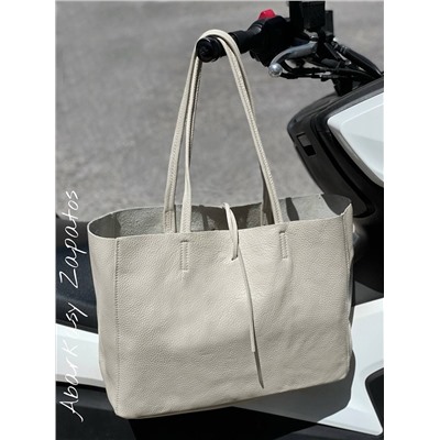 PELLE 21-23 (670)