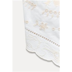 EMBROIDERED STRAPLESS TOP