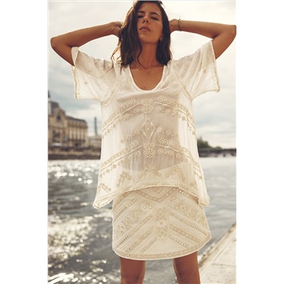 LONG EMBROIDERED BLOUSE