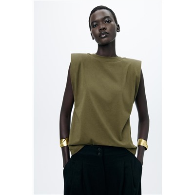 TOP WITH SHOULDER PADS