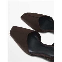 Heeled satin shoes