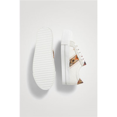 Sneakers suela gruesa étnicas