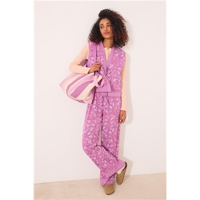 Chaleco acolchado morado print floral