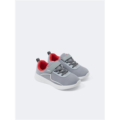 MINIMALIST SNEAKERS