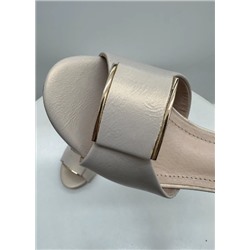 Женские открытые туфли