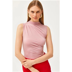 Olalook, Kadın Pudra Dik Yaka Büzgü Detaylı Crop Bluz BLZ-19002165