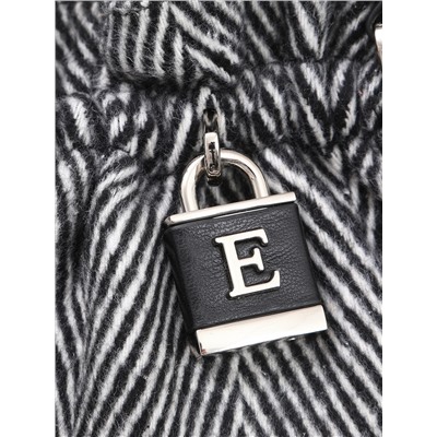 sce12401595 black white