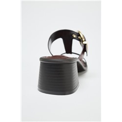 LEATHER BLOCK HEEL SANDALS