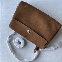 Трендовая сумка в стиле Balenciag*a rode*o