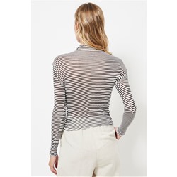 Camiseta - Negro y blanco